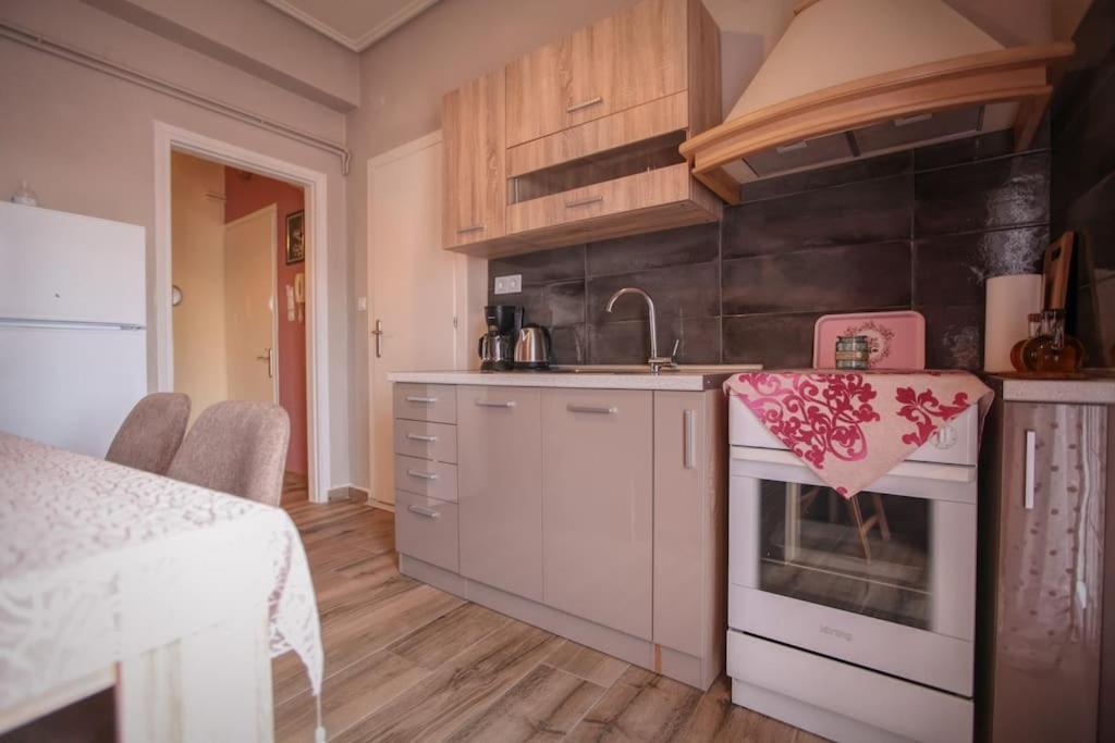 Appartamento House With Amazing View Of Meteora Kalambaka Esterno foto